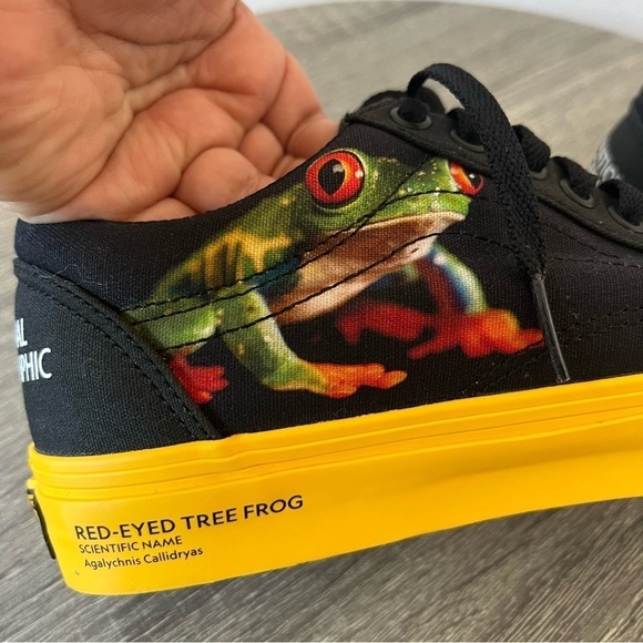 NWOT Vans Old Skool Black National Geographic Photo Aark Animal Sneakers sz 6.5 - Picture 10 of 16